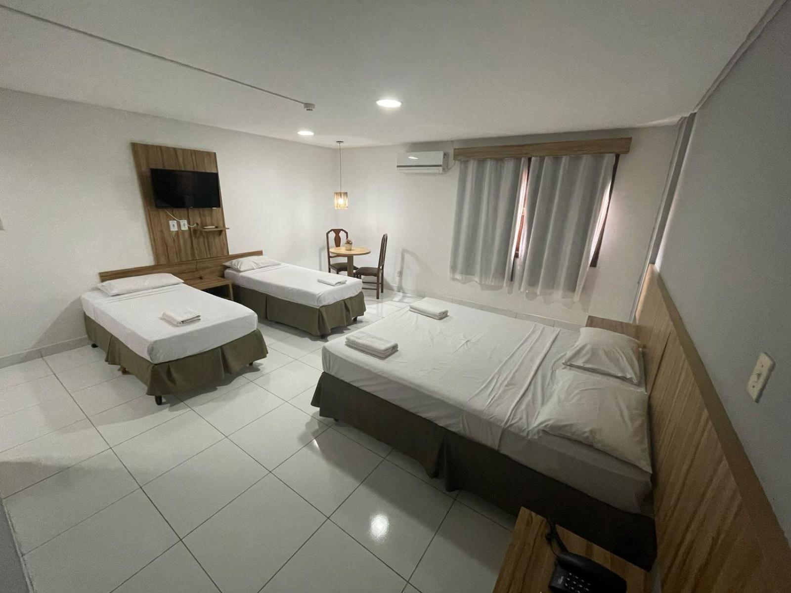 Cr Hotel Bueno - Antigo Hotel Serras De Goyaz Goiânia Exterior foto A room at the hotel