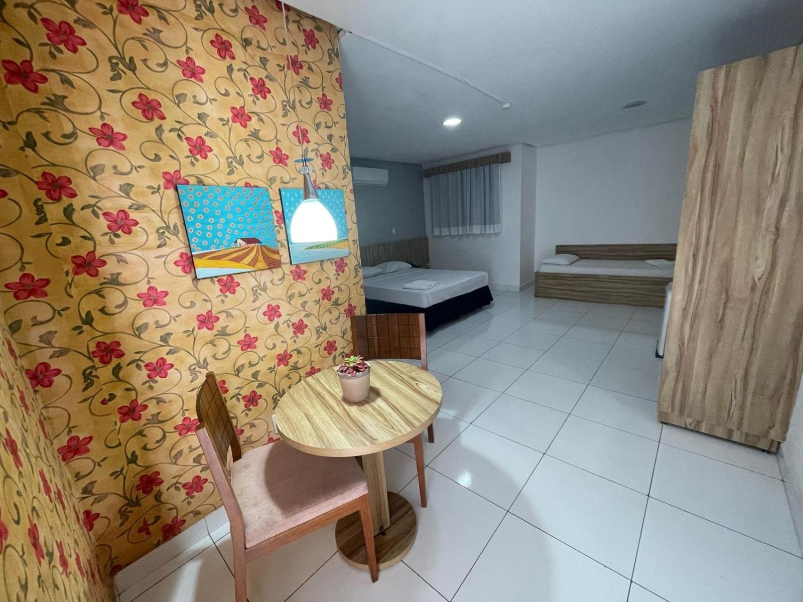 Cr Hotel Bueno - Antigo Hotel Serras De Goyaz Goiânia Exterior foto A room at the hotel