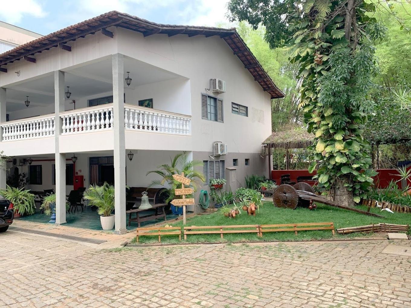 Cr Hotel Bueno - Antigo Hotel Serras De Goyaz Goiânia Exterior foto The house of the writer
