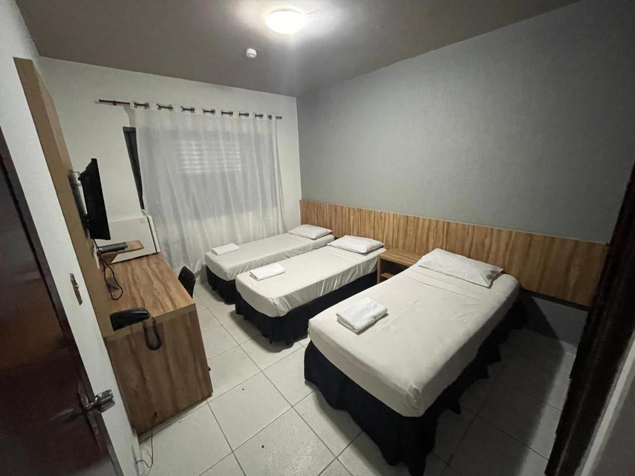 Cr Hotel Bueno - Antigo Hotel Serras De Goyaz Goiânia Exterior foto A room at the hotel